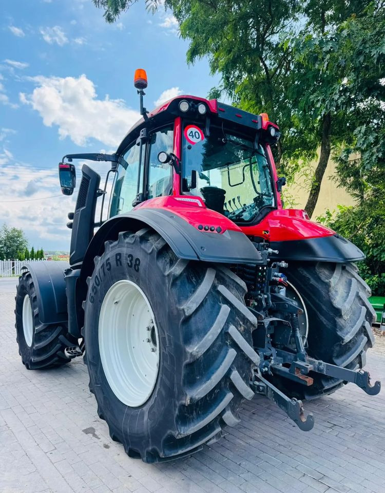 Valtra T254 - Traktor: pilt 2 Valtra T254 - Traktor: pilt 2