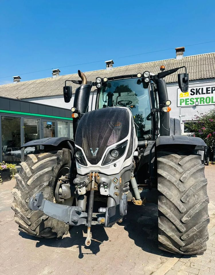 Valtra T254 Versu - Traktor: pilt 4 Valtra T254 Versu - Traktor: pilt 4