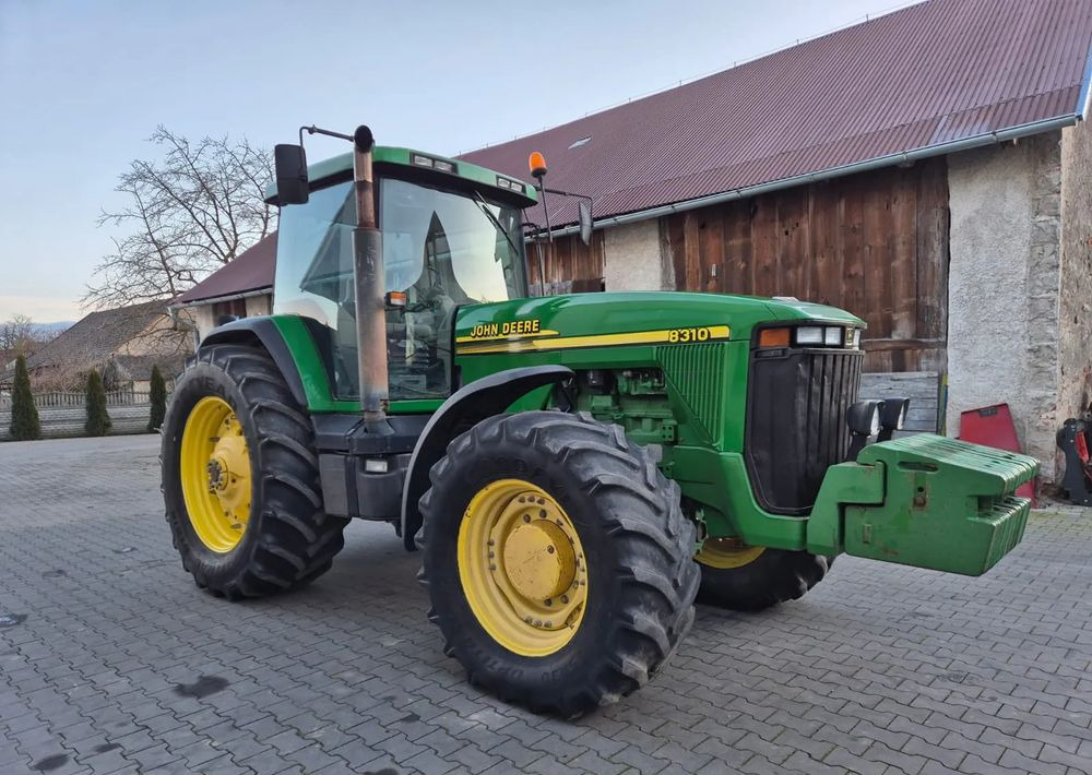 John Deere 8310 - Traktor: pilt 2 John Deere 8310 - Traktor: pilt 2