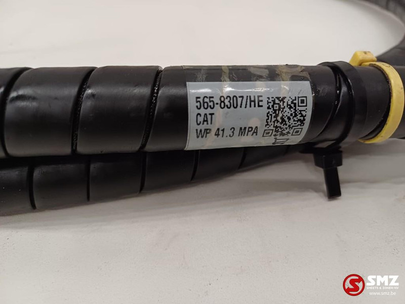 Caterpillar Hose Caterpillar - Hüdraulika - Materjali käitlemise seade: pilt 4 Caterpillar Hose Caterpillar - Hüdraulika - Materjali käitlemise seade: pilt 4