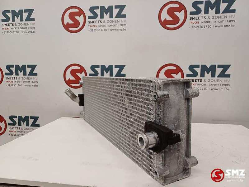 Caterpillar Oil cooler Caterpillar - Jahutussüsteem - Materjali käitlemise seade: pilt 3 Caterpillar Oil cooler Caterpillar - Jahutussüsteem - Materjali käitlemise seade: pilt 3