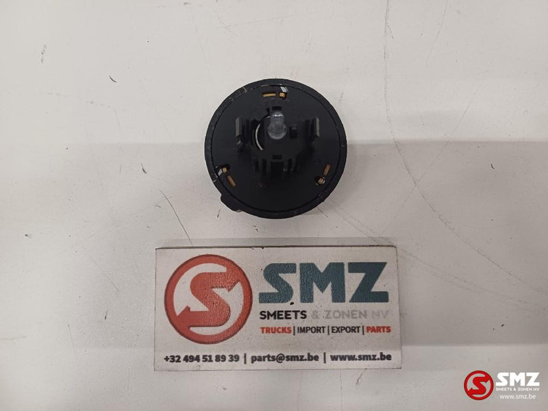 Caterpillar Switch As push botton Caterpillar - Elektrisüsteem - Veoauto: pilt 3 Caterpillar Switch As push botton Caterpillar - Elektrisüsteem - Veoauto: pilt 3