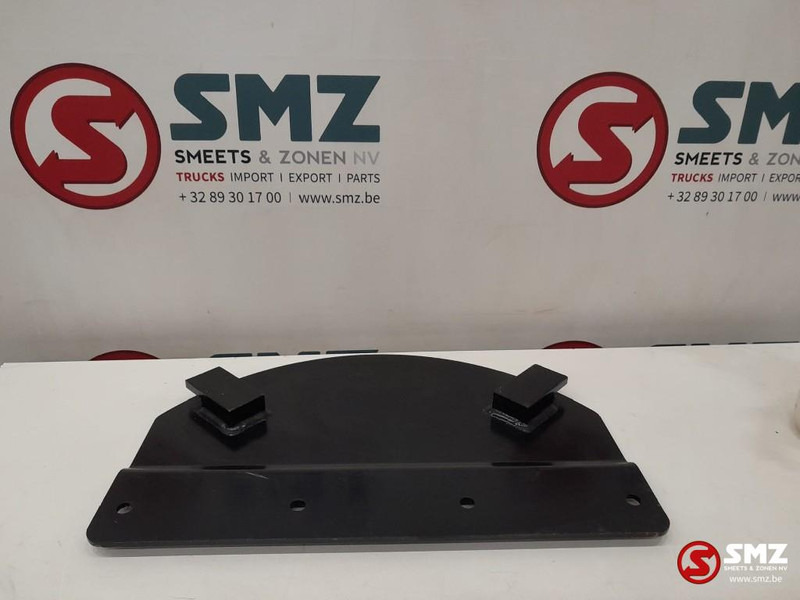 Caterpillar Swivel guard steel plate Caterpillar - Raam/ Konstruktsioon - Materjali käitlemise seade: pilt 2 Caterpillar Swivel guard steel plate Caterpillar - Raam/ Konstruktsioon - Materjali käitlemise seade: pilt 2