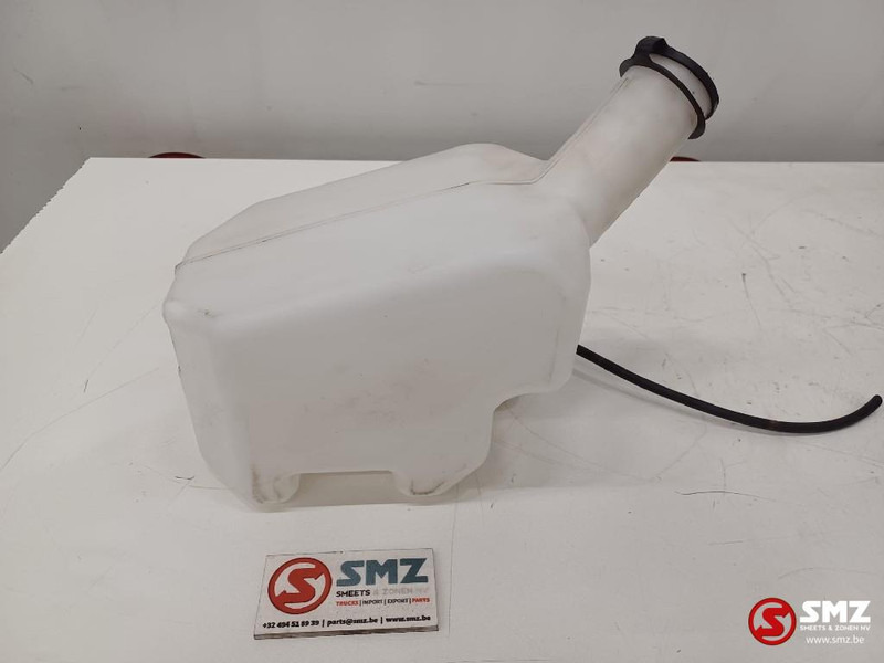Caterpillar Window washer tank Caterpillar - Klaasipuhasti - Materjali käitlemise seade: pilt 2 Caterpillar Window washer tank Caterpillar - Klaasipuhasti - Materjali käitlemise seade: pilt 2