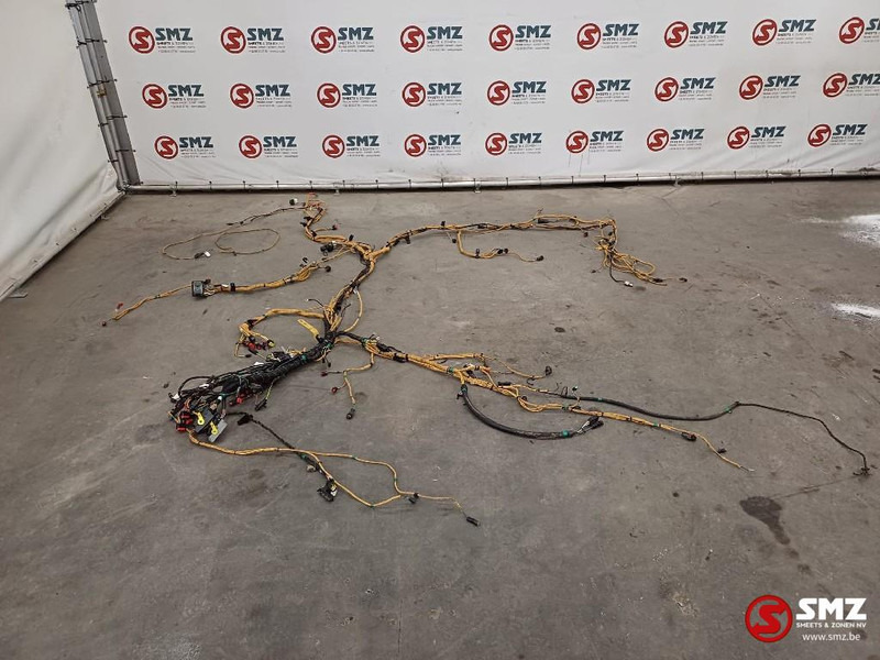 Caterpillar Wiring Harnesses Chassis / Engine / Lightning Cate - Kaablid/ Juhtmestik - Materjali käitlemise seade: pilt 1 Caterpillar Wiring Harnesses Chassis / Engine / Lightning Cate - Kaablid/ Juhtmestik - Materjali käitlemise seade: pilt 1