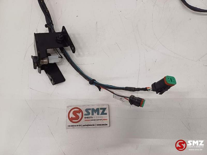 Caterpillar Wiring harnesses chassis + lightning Caterpillar - Kaablid/ Juhtmestik - Veoauto: pilt 4 Caterpillar Wiring harnesses chassis + lightning Caterpillar - Kaablid/ Juhtmestik - Veoauto: pilt 4