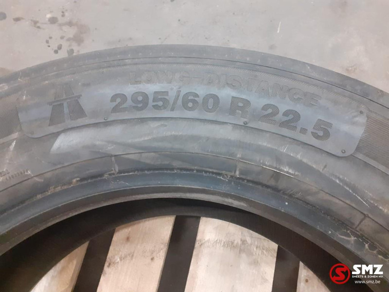 Continental Occ vrachtwagenband Continental 295/60R22.5 - Rehv - Veoauto: pilt 4 Continental Occ vrachtwagenband Continental 295/60R22.5 - Rehv - Veoauto: pilt 4
