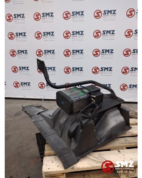 DAF Occ Opstapbak rechts met Groeneveld vetsmering - Asteraud - Veoauto: pilt 3 DAF Occ Opstapbak rechts met Groeneveld vetsmering - Asteraud - Veoauto: pilt 3