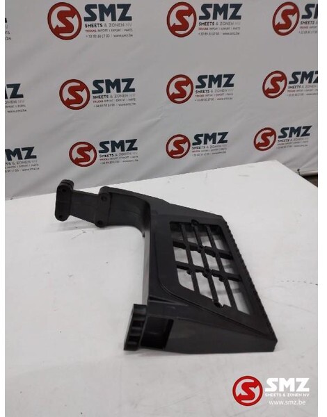 DAF Occ Opstapsteun rechts DAF 95XF - Asteraud - Veoauto: pilt 2 DAF Occ Opstapsteun rechts DAF 95XF - Asteraud - Veoauto: pilt 2