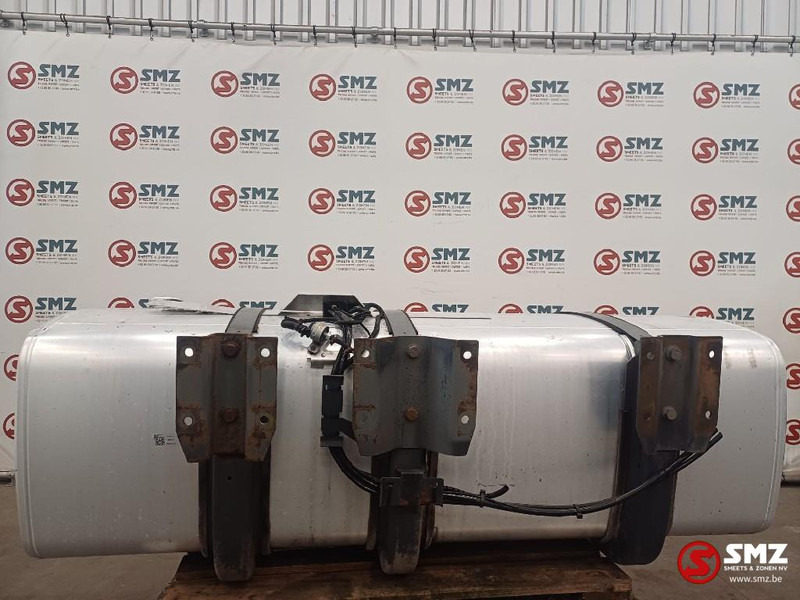 DAF Occ brandstoftank met steunen 750L DAF - Kütusepaak - Veoauto: pilt 2 DAF Occ brandstoftank met steunen 750L DAF - Kütusepaak - Veoauto: pilt 2
