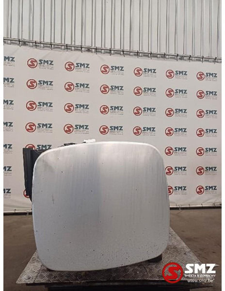 DAF Occ brandstoftank met steunen 750L DAF - Kütusepaak - Veoauto: pilt 3 DAF Occ brandstoftank met steunen 750L DAF - Kütusepaak - Veoauto: pilt 3