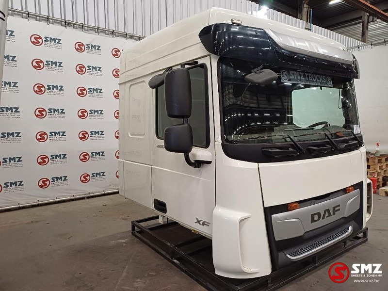 DAF Occ cabine compleet DAF - Kabiin ja interjöör - Veoauto: pilt 4 DAF Occ cabine compleet DAF - Kabiin ja interjöör - Veoauto: pilt 4
