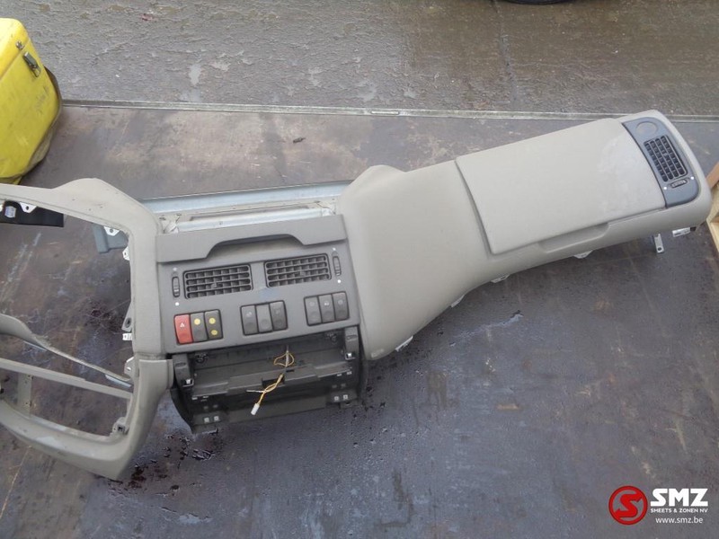 DAF Occ dashboard daf XF105 - Armatuurlaud - Veoauto: pilt 1 DAF Occ dashboard daf XF105 - Armatuurlaud - Veoauto: pilt 1