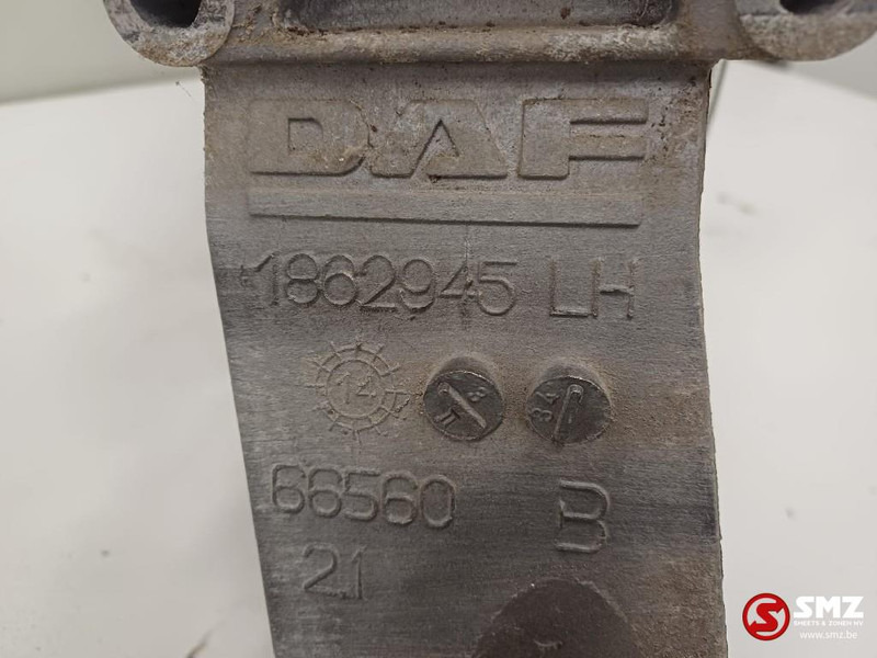 DAF Occ koplamp + koplamphouder DAF - Esituled - Veoauto: pilt 5 DAF Occ koplamp + koplamphouder DAF - Esituled - Veoauto: pilt 5