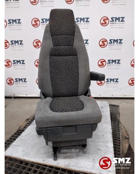 DAF Occ passagierszetel DAF LF45 - Iste - Veoauto: pilt 1 DAF Occ passagierszetel DAF LF45 - Iste - Veoauto: pilt 1