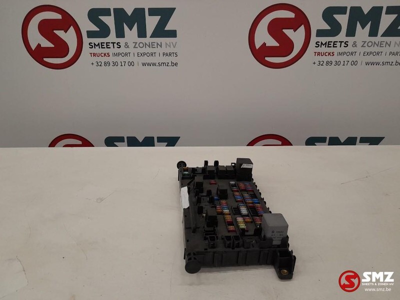 DAF Occ zekeringskast Daf XF 2150895 - Mootori juhtimisseade - Veoauto: pilt 3 DAF Occ zekeringskast Daf XF 2150895 - Mootori juhtimisseade - Veoauto: pilt 3