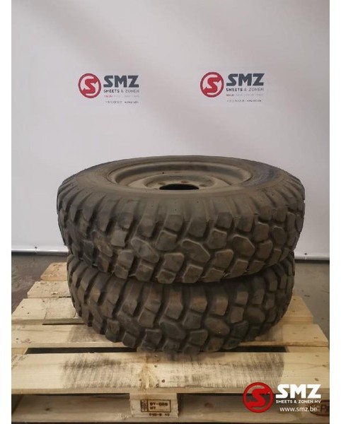 Diversen Occ Band 10.5r20 rechapé + velg - Komplektne ratas - Veoauto: pilt 1 Diversen Occ Band 10.5r20 rechapé + velg - Komplektne ratas - Veoauto: pilt 1