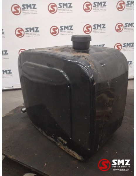 Diversen Occ hydraulische tank 150L 67cmx37cmx63cm - Hüdrauliline paak - Veoauto: pilt 2 Diversen Occ hydraulische tank 150L 67cmx37cmx63cm - Hüdrauliline paak - Veoauto: pilt 2