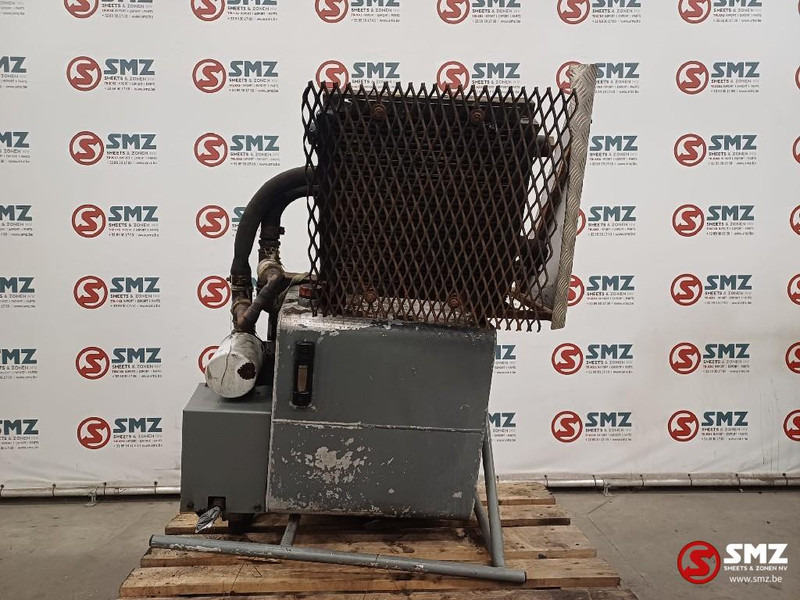 Diversen Occ hydraulische tank + ventilator - Hüdrauliline paak - Veoauto: pilt 1 Diversen Occ hydraulische tank + ventilator - Hüdrauliline paak - Veoauto: pilt 1