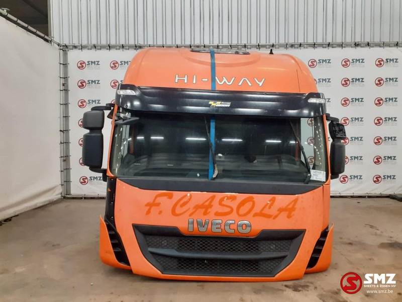 Iveco Occ cabine compleet Iveco Stralis HI Way euro 6 - Kabiin ja interjöör - Veoauto: pilt 1 Iveco Occ cabine compleet Iveco Stralis HI Way euro 6 - Kabiin ja interjöör - Veoauto: pilt 1