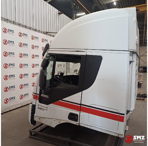 Iveco Occ cabine compleet Stralis Hi-Way Iveco - Kabiin ja interjöör - Veoauto: pilt 3 Iveco Occ cabine compleet Stralis Hi-Way Iveco - Kabiin ja interjöör - Veoauto: pilt 3