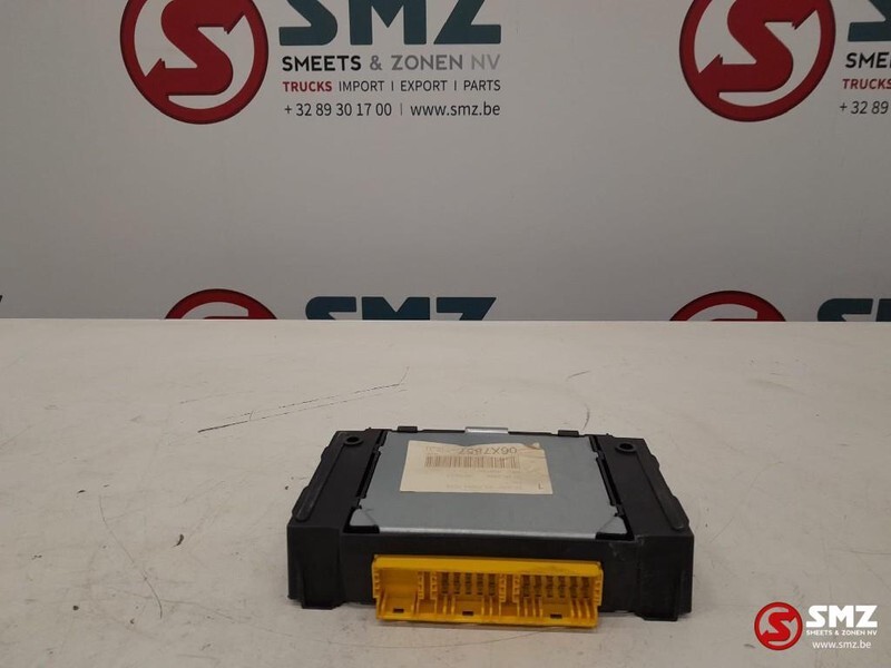 MAN Occ ECAS ECU besturingseenheid MAN TGX 81258117018 - Mootori juhtimisseade - Veoauto: pilt 2 MAN Occ ECAS ECU besturingseenheid MAN TGX 81258117018 - Mootori juhtimisseade - Veoauto: pilt 2