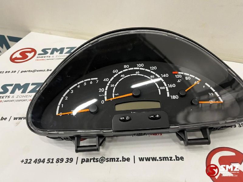 Mercedes-Benz Instrumentenpaneel mercedes sprinter W903 W904 - Armatuurlaud - Veoauto: pilt 1 Mercedes-Benz Instrumentenpaneel mercedes sprinter W903 W904 - Armatuurlaud - Veoauto: pilt 1
