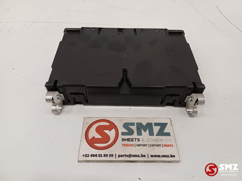 Mercedes-Benz Occ ECU CPC5 besturingseenheid Mercedes - Mootori juhtimisseade - Veoauto: pilt 2 Mercedes-Benz Occ ECU CPC5 besturingseenheid Mercedes - Mootori juhtimisseade - Veoauto: pilt 2