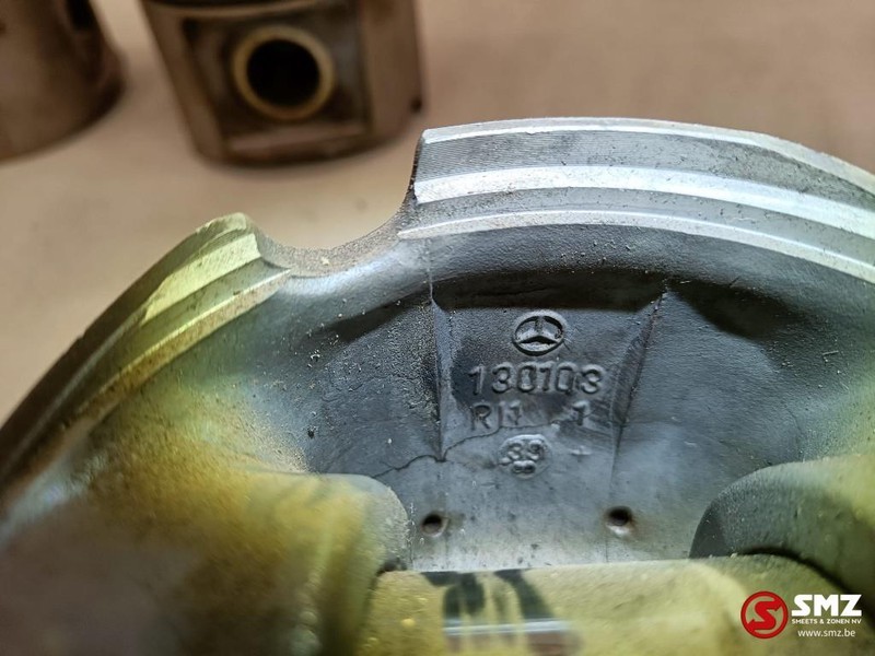 Mercedes-Benz Occ Zuiger 130mmSTD - Kolvid/ Rõngad/ Puksid - Veoauto: pilt 3 Mercedes-Benz Occ Zuiger 130mmSTD - Kolvid/ Rõngad/ Puksid - Veoauto: pilt 3