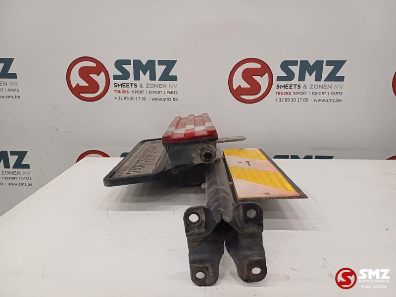 Mercedes-Benz Occ achterlicht links met steun Mercedes - Tagatuled - Veoauto: pilt 3 Mercedes-Benz Occ achterlicht links met steun Mercedes - Tagatuled - Veoauto: pilt 3
