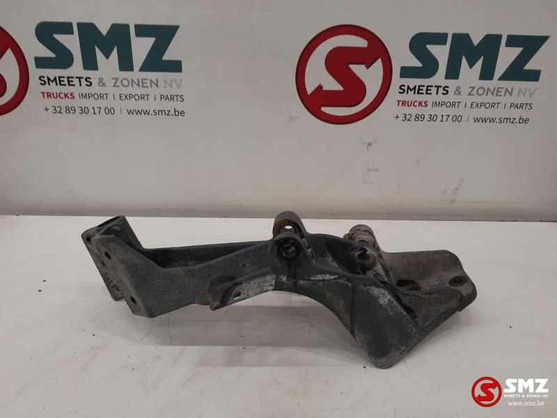 Mercedes-Benz Occ cabine ophanging beugel links Mercedes - Juhtimine - Veoauto: pilt 2 Mercedes-Benz Occ cabine ophanging beugel links Mercedes - Juhtimine - Veoauto: pilt 2
