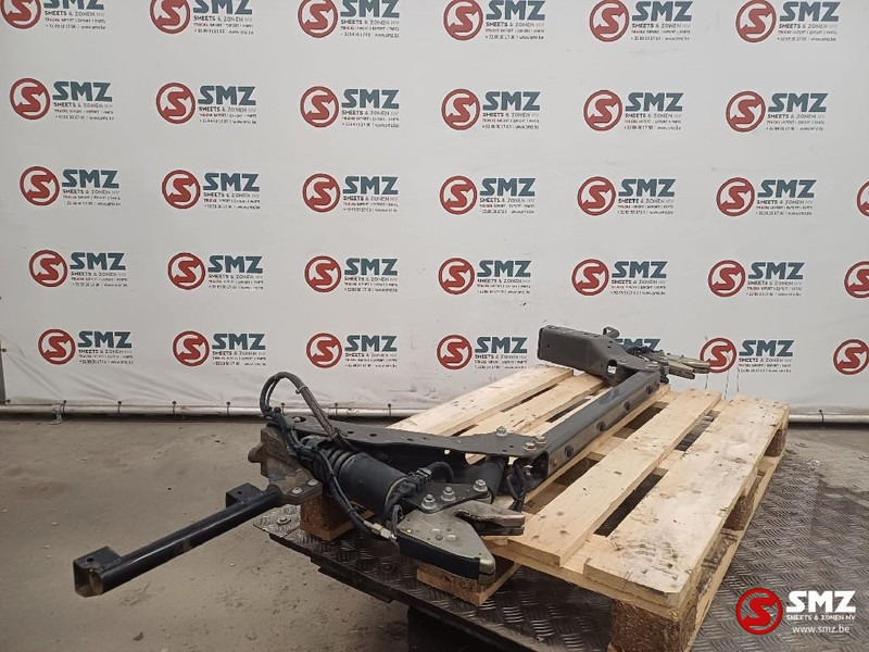 Mercedes-Benz Occ cabineslotmechanisme Mercedes - Kabiini vedrustus - Veoauto: pilt 3 Mercedes-Benz Occ cabineslotmechanisme Mercedes - Kabiini vedrustus - Veoauto: pilt 3