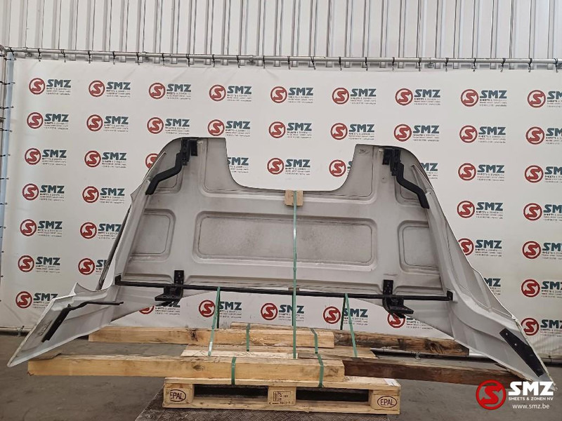 Mercedes-Benz Occ dakspoiler + spoilers boven links + rechts Mer - Aerodünaamika/ Spoiler - Veoauto: pilt 2 Mercedes-Benz Occ dakspoiler + spoilers boven links + rechts Mer - Aerodünaamika/ Spoiler - Veoauto: pilt 2