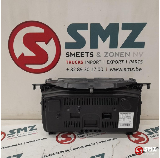 Mercedes-Benz Occ instrumentenpaneel Mercedes - Armatuurlaud - Veoauto: pilt 2 Mercedes-Benz Occ instrumentenpaneel Mercedes - Armatuurlaud - Veoauto: pilt 2