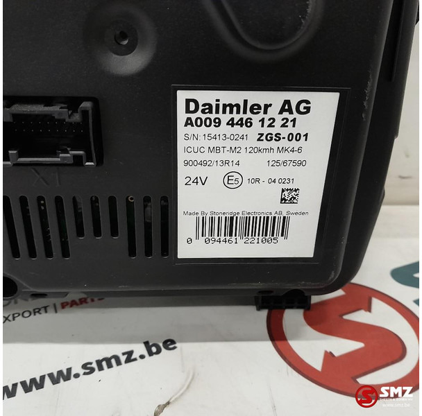 Mercedes-Benz Occ instrumentenpaneel Mercedes - Armatuurlaud - Veoauto: pilt 3 Mercedes-Benz Occ instrumentenpaneel Mercedes - Armatuurlaud - Veoauto: pilt 3