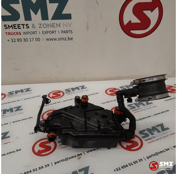 Mercedes-Benz Occ olieafscheider rechts AMG C63S Mercedes - Mootor ja varuosad - Auto: pilt 1 Mercedes-Benz Occ olieafscheider rechts AMG C63S Mercedes - Mootor ja varuosad - Auto: pilt 1