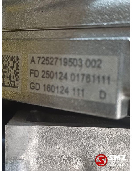 Mercedes-Benz Occ versnellingsbak Mercedes 725 - Käigukast - Auto: pilt 5 Mercedes-Benz Occ versnellingsbak Mercedes 725 - Käigukast - Auto: pilt 5
