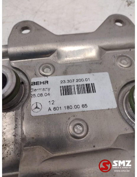 Mercedes-Benz Oliekoeler mercedes sprinter w901-904 w638 w202 w2 - Mootor ja varuosad - Veoauto: pilt 3 Mercedes-Benz Oliekoeler mercedes sprinter w901-904 w638 w202 w2 - Mootor ja varuosad - Veoauto: pilt 3