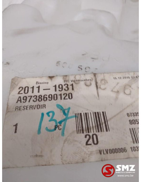 Mercedes-Benz Ruitensproeierreservoir mercedes atego a9738690120 - Klaasipuhasti - Veoauto: pilt 4 Mercedes-Benz Ruitensproeierreservoir mercedes atego a9738690120 - Klaasipuhasti - Veoauto: pilt 4