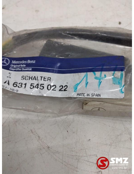 Mercedes-Benz Ruitenwisserschakelaar mercedes w631 a6315450222 - Klaasipuhasti - Veoauto: pilt 2 Mercedes-Benz Ruitenwisserschakelaar mercedes w631 a6315450222 - Klaasipuhasti - Veoauto: pilt 2