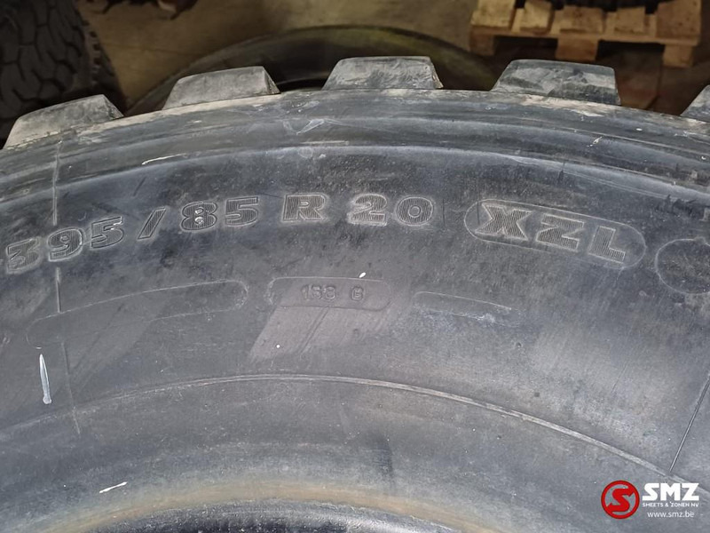 Michelin Occ vrachtwagenband 395/85R20 158G Michelin - Rehv - Veoauto: pilt 3 Michelin Occ vrachtwagenband 395/85R20 158G Michelin - Rehv - Veoauto: pilt 3