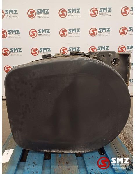 Renault Occ brandstoftank + brandstofniveausensor 315L Ren - Kütusepaak - Veoauto: pilt 3 Renault Occ brandstoftank + brandstofniveausensor 315L Ren - Kütusepaak - Veoauto: pilt 3