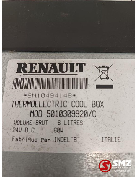 Renault Occ koelkast 6L Renault - Kabiin ja interjöör - Veoauto: pilt 5 Renault Occ koelkast 6L Renault - Kabiin ja interjöör - Veoauto: pilt 5