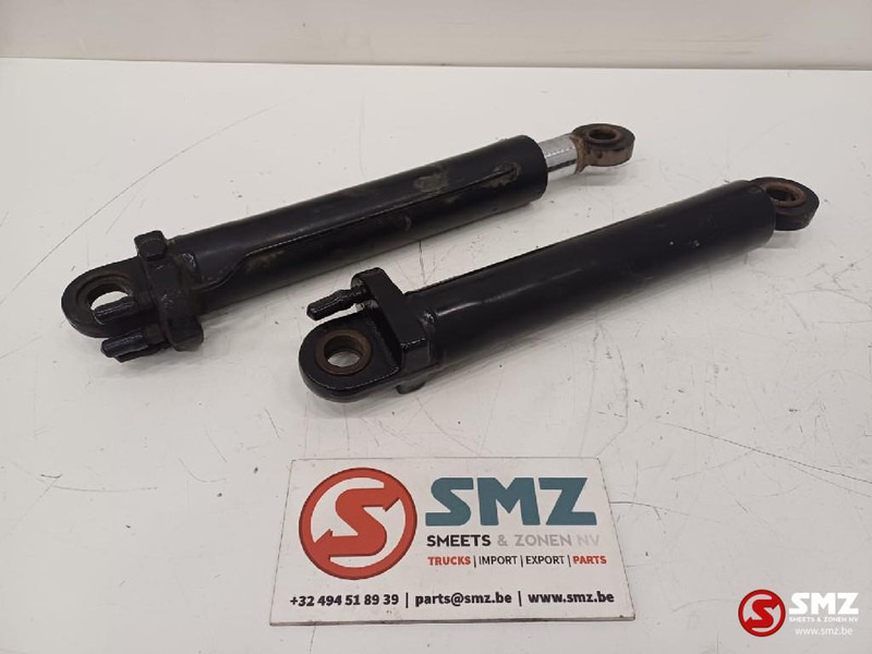 Renault Occ set cabinekantelcilinders Renault - Raam/ Konstruktsioon - Veoauto: pilt 2 Renault Occ set cabinekantelcilinders Renault - Raam/ Konstruktsioon - Veoauto: pilt 2