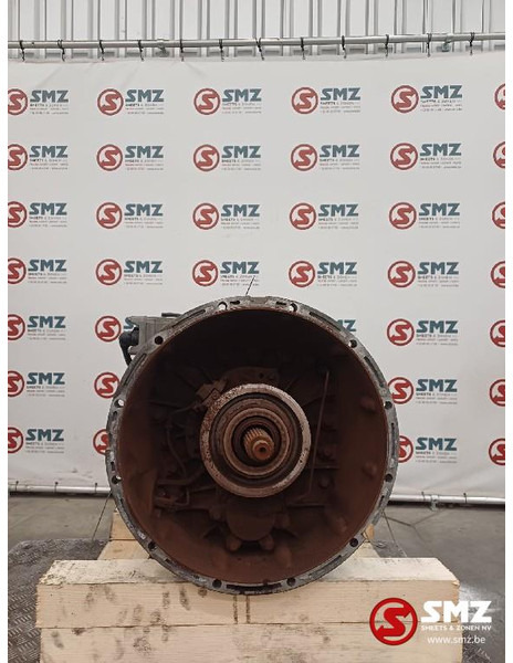 Renault Occ versnellingsbak + retarder AT2612D Renault - Käigukast - Veoauto: pilt 3 Renault Occ versnellingsbak + retarder AT2612D Renault - Käigukast - Veoauto: pilt 3