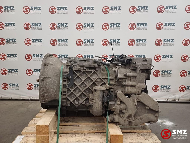 Renault Occ versnellingsbak + retarder AT2612D Renault - Käigukast - Veoauto: pilt 1 Renault Occ versnellingsbak + retarder AT2612D Renault - Käigukast - Veoauto: pilt 1