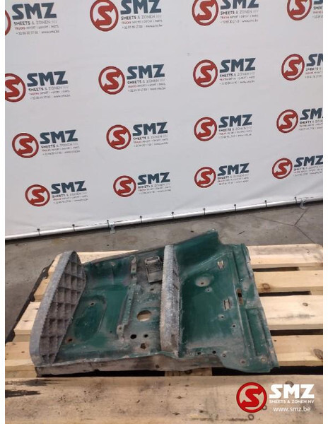 Scania Occ opstapbak rechts Scania 144 1498180 - Kabiin ja interjöör - Veoauto: pilt 2 Scania Occ opstapbak rechts Scania 144 1498180 - Kabiin ja interjöör - Veoauto: pilt 2