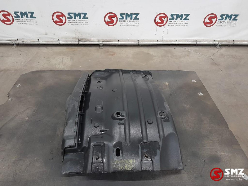 Scania Occ spatbord links vooraan Scania - Pealisehitus ja välispind - Veoauto: pilt 2 Scania Occ spatbord links vooraan Scania - Pealisehitus ja välispind - Veoauto: pilt 2