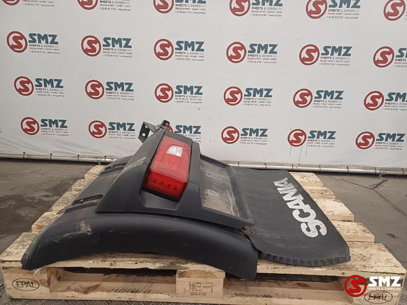 Scania Occ spatbord + spatbordbeugel linksachteraan Scani - Pealisehitus ja välispind - Veoauto: pilt 4 Scania Occ spatbord + spatbordbeugel linksachteraan Scani - Pealisehitus ja välispind - Veoauto: pilt 4
