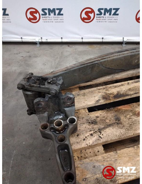 Volvo Occ bladveer vooraan Volvo FM 257868 - Kabiini vedrustus - Veoauto: pilt 2 Volvo Occ bladveer vooraan Volvo FM 257868 - Kabiini vedrustus - Veoauto: pilt 2